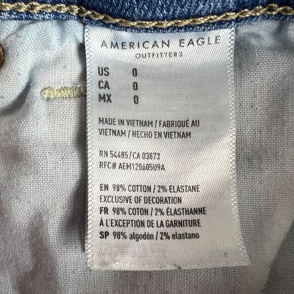 American Eagle Women's Curvy Hi-Rise Shortie Denim Shorts Distressed Size 0 - Picture 7 of 12